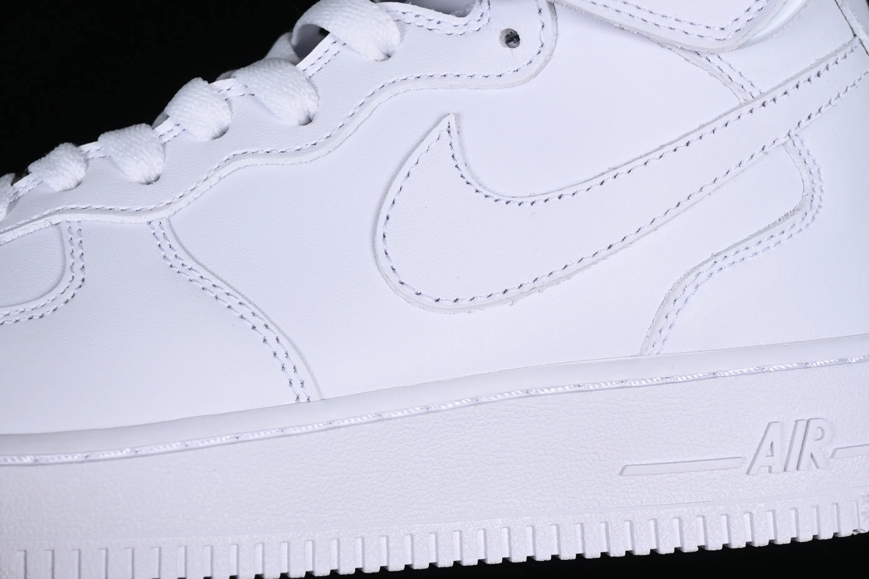 All categories Nk Air Force 1 Air Force series Nk Air Force 1 Mid Air Force mid-top Nk Air Force 1 Mid '07 Air Force 1 first-layer mid-top all-white casual sneakers 315123-111